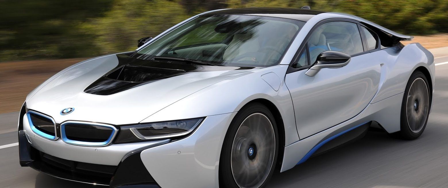 BMW i8 vira um poderoso sistema de mineração com seis RTX 3080